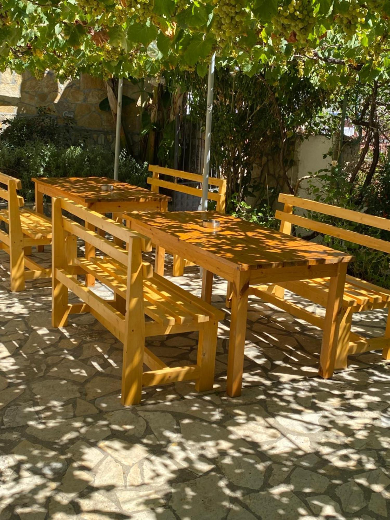 Vila Rapo Himare Buitenkant foto