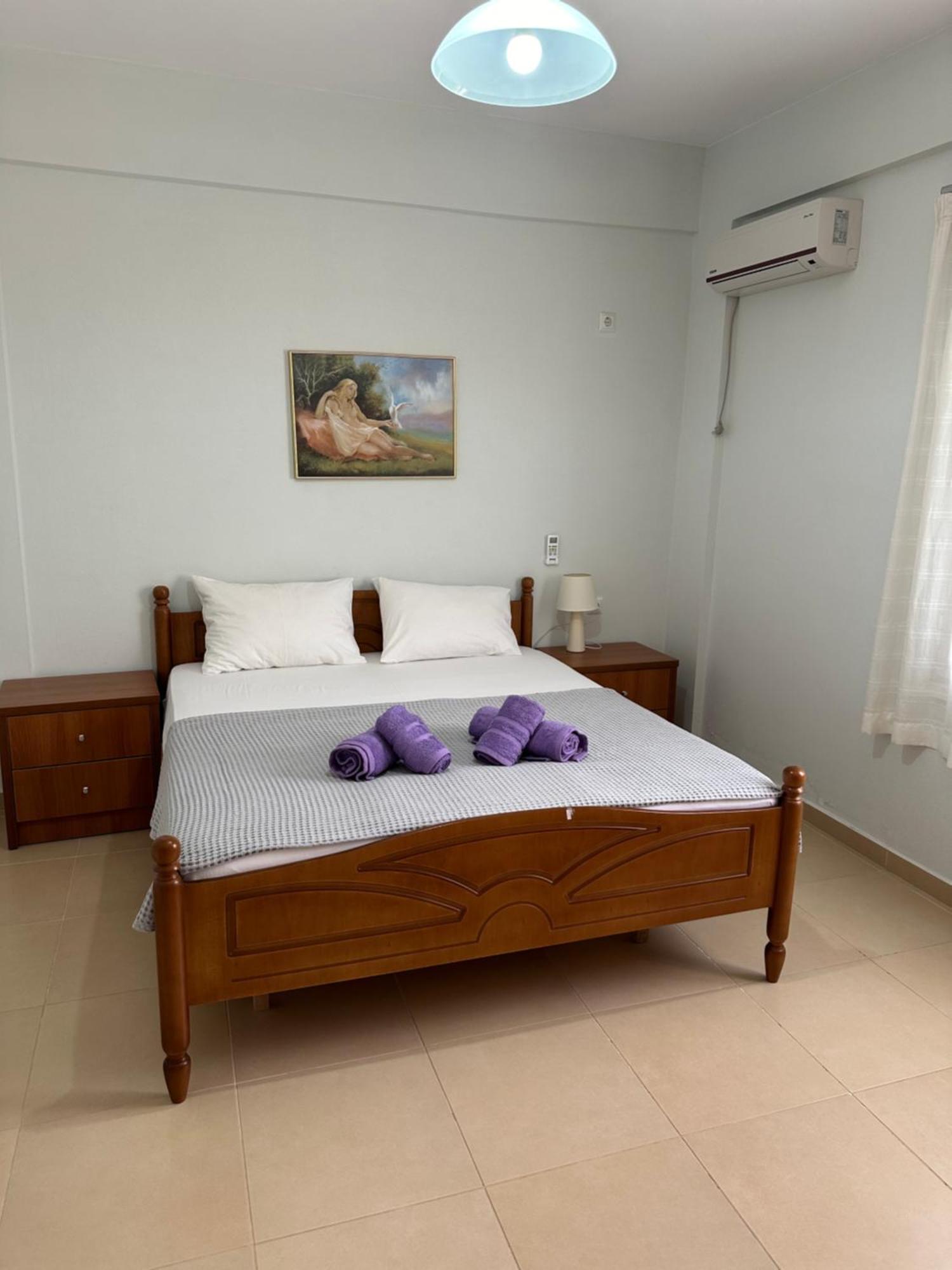 Vila Rapo Himare Buitenkant foto