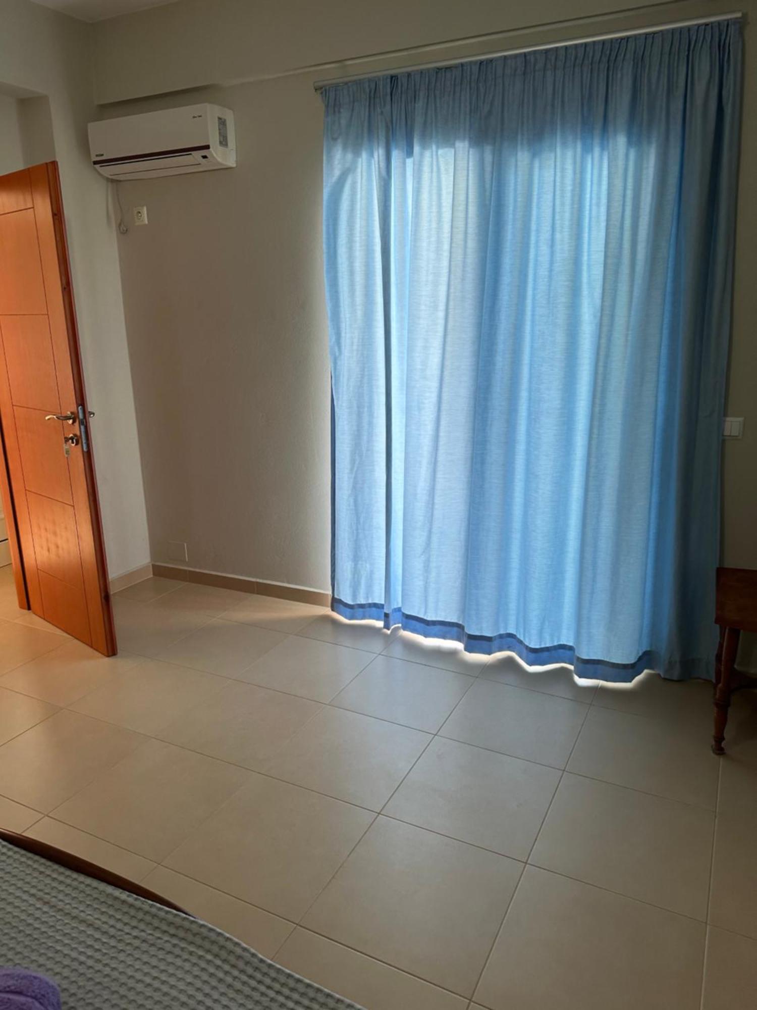 Vila Rapo Himare Buitenkant foto